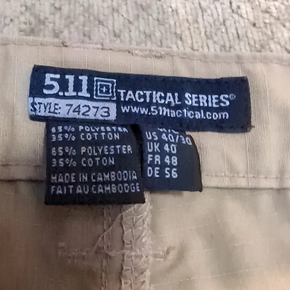 5.11 Tactical Men's Cargo Pants Size W40 L30 With Tons Of Pockets Tan Poly Blend